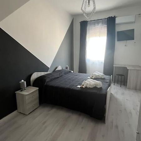 Apartmán Tommy House Katánie Exteriér fotografie