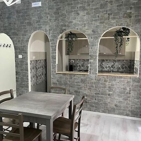 Apartmán Tommy House Katánie Exteriér fotografie